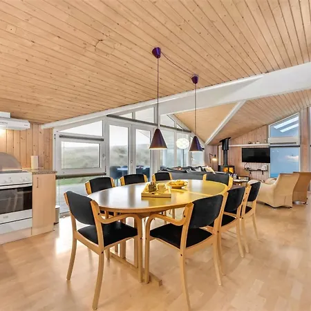 Malgest - 100m From The Sea By Interhome